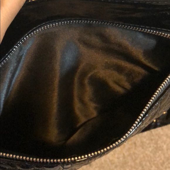 SOLD DKNY Patent Leather Crossbody bag - Picture 9 of 13